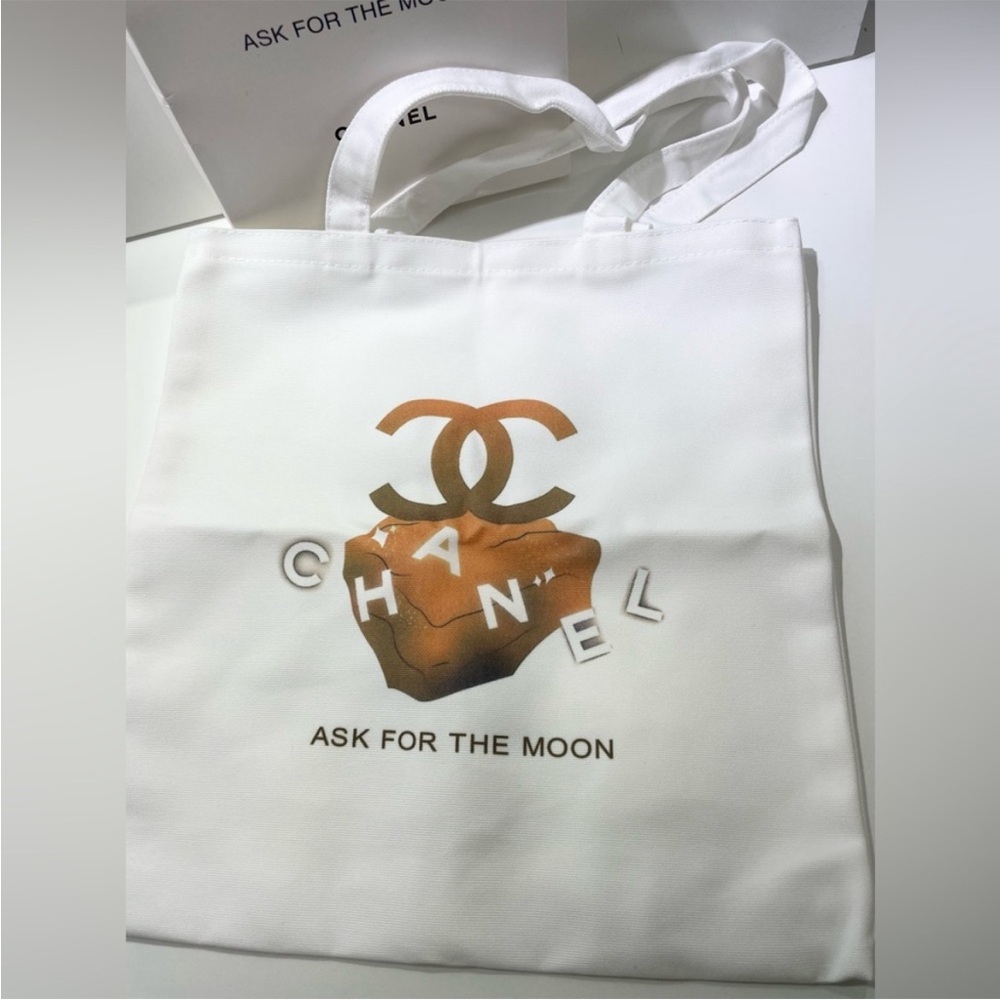 Chanel beauty gift ask for the moon canvas tote - Picture 5 of 13